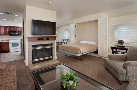 1 bedroom, in-room safe, iron/ironing board, WiFi