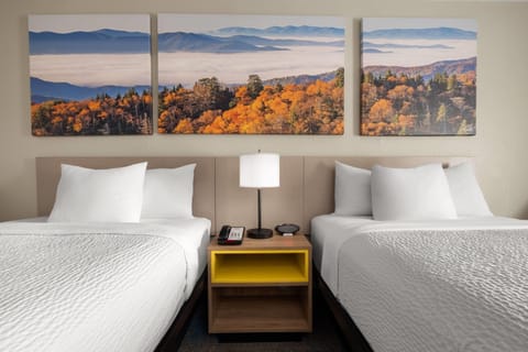 In-room safe, desk, iron/ironing board, free WiFi