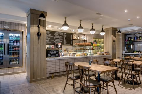 Snack bar