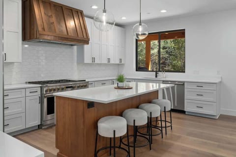 Fully equipped gourmet kitchen, plus BBQ on the patio. 