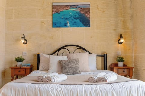 Villa | 3 bedrooms, iron/ironing board, free WiFi, bed sheets