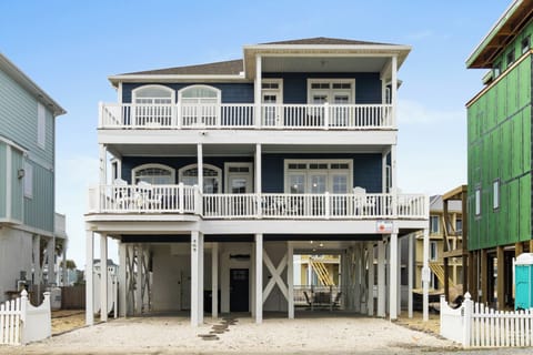 465 East Fourth Street 5