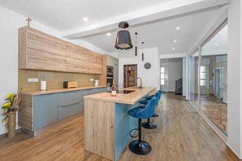 Villa | Private kitchen | Highchair