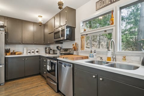 Indoors, Kitchen, Sink, Appliance, Microwave