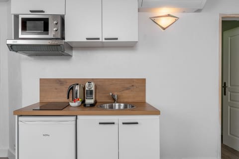 Fridge, microwave, espresso maker, electric kettle