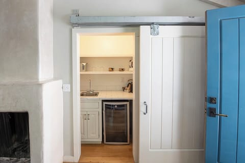 Premium bedding, pillowtop beds, in-room safe, individually decorated