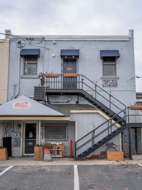 Check out the super cute flower shop below.