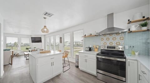 Welcome to Just Beachy by BeachBox