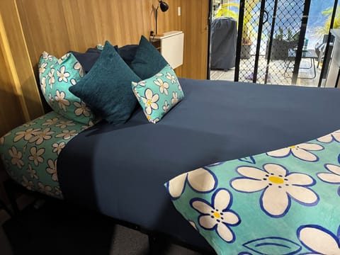 Queen bed
