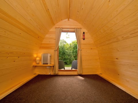 Bed sheets, wheelchair access