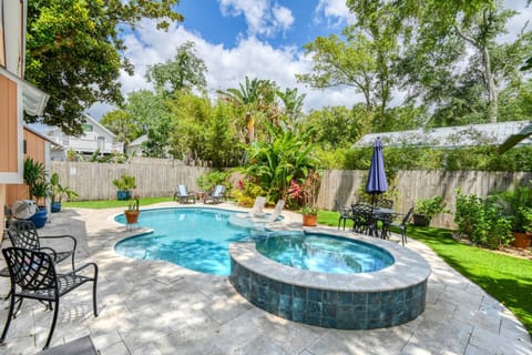 Escape to your own private tropical oasis, located in the heart of historic downtown St. Augustine.