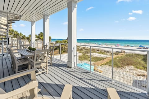 Step onto your private balcony and savor breathtaking ocean views. Dine al fresco while watching beach activities unfold below your perfect seaside perch.