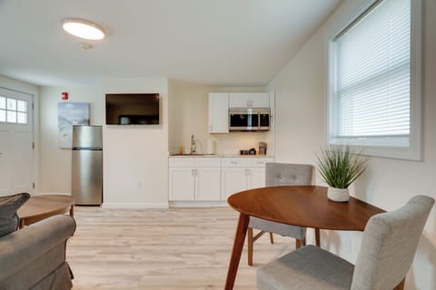 Apartment (1 Bedroom) | Interior