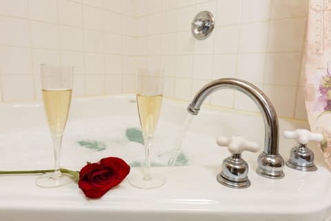 Julia Suite | Bathroom | Designer toiletries, hair dryer, bathrobes, towels