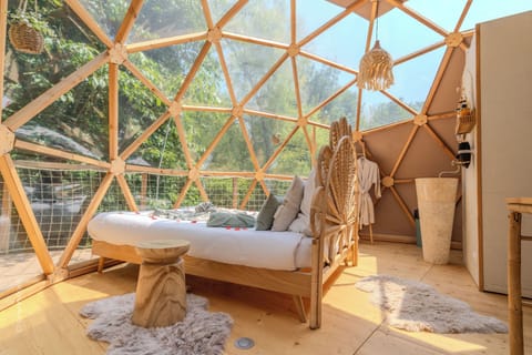 Dome Guatape | Blackout drapes, iron/ironing board, free WiFi