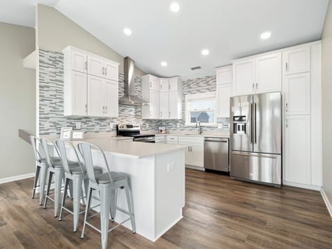 Studio (4 Bedrooms) | Property amenity