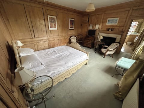 Double Room, 1 King Bed, Non Smoking, Garden View | Free WiFi