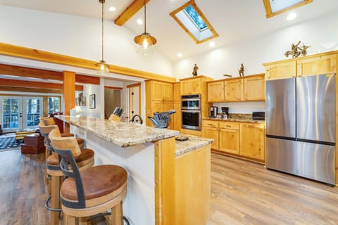 Chefs Dream Kitchen for Entertaining | Main Level