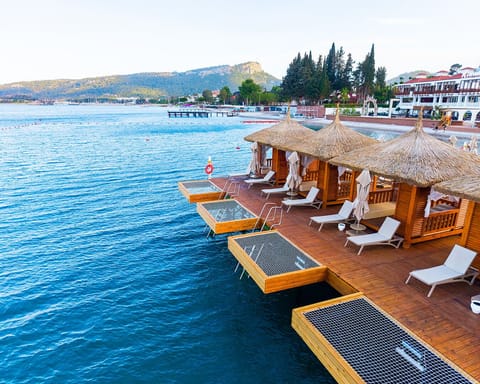Sundeck