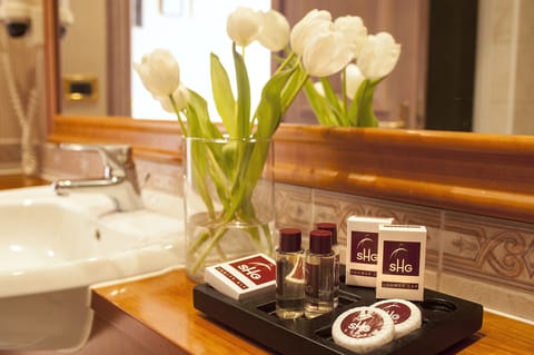 Minibar, in-room safe, desk, soundproofing