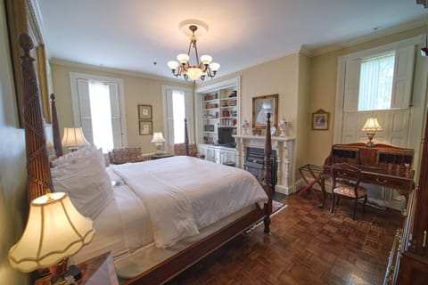 The MacIntosh Suite | Premium bedding, individually decorated, desk, laptop workspace