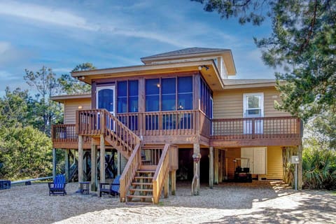 41-horse-pen-rd-ocracoke-web-1