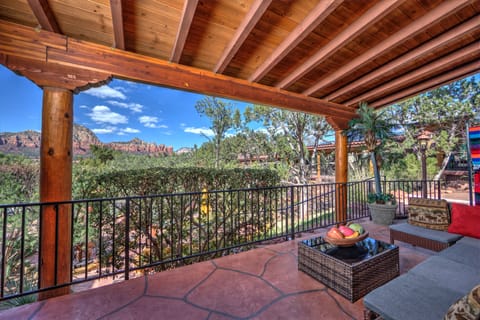 Deluxe Suite, 1 Bedroom, Mountain View | Terrace/patio