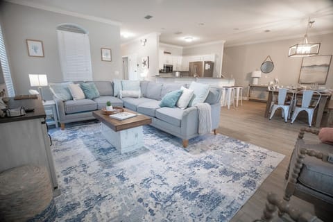 Peaceful Pelican Destin Vacation Home-026