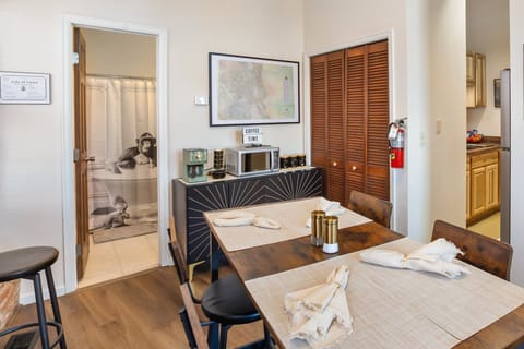 Seating for 6 in the large dining room