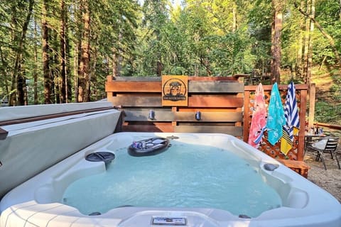 Indulge in the ultimate group retreat as you soak in our 6-person hot tub, surrounded by the beauty of the Redwood hills. No additional fees!
