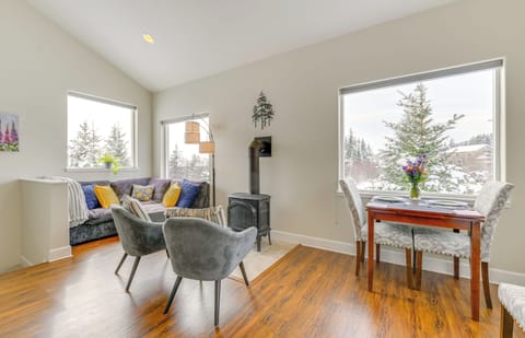 Homer Vacation Rental | 1BR | 1BA | 800 Sq Ft | Steps Required