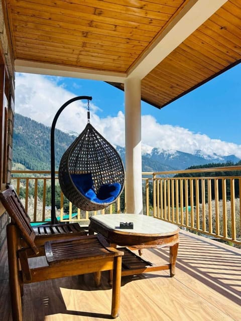 Panoramic Room | Balcony