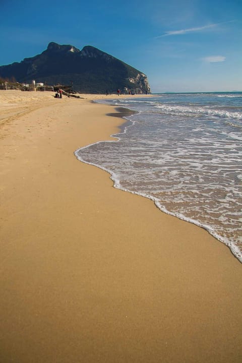 Villa, 3 Bedrooms, Accessible, Smoking | Beach