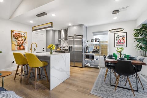 Kitchen island seating