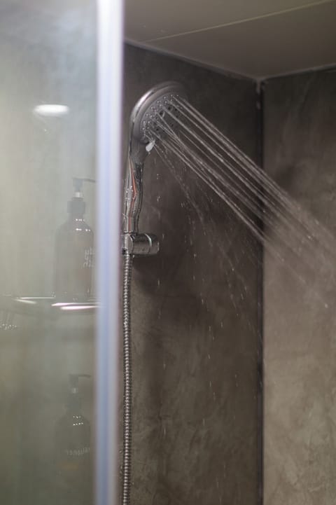 In-room safe, free WiFi