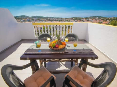 Apartment | Balcony