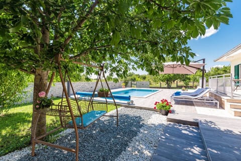 House | Garden