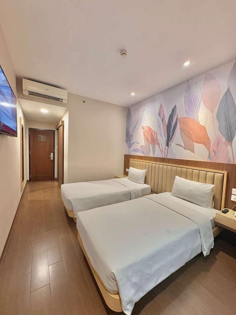 Superior Twin Room (Color Room - Twinbed) | Desk, laptop workspace, WiFi (free)
