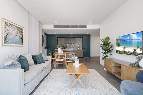 Living Area/Dining Area/Kitchen