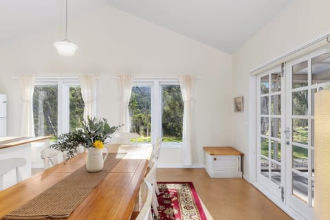 Open plan kitchen, dining and lounge. Great space for 10 guests to dine in.