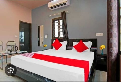 Basic Double or Twin Room | Free WiFi