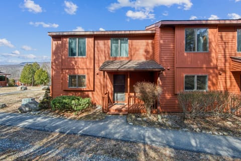 City, House, Neighborhood, Outdoors, Shelter