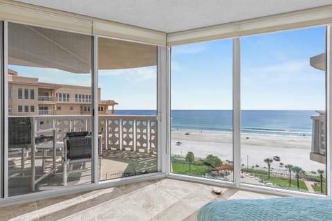 Condo, 1 King Bed with Sofa bed (Golden Arms 803) | Interior