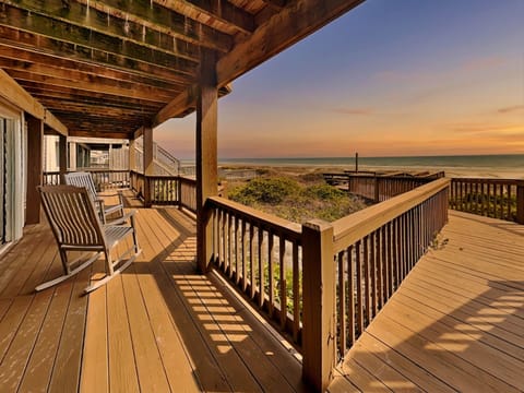 Studio (4 Bedrooms) | Property amenity