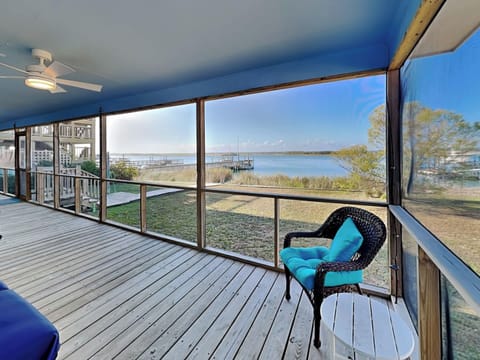 Studio (3 Bedrooms) | Interior