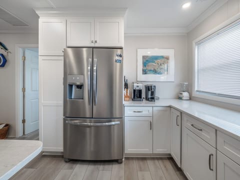 Studio (4 Bedrooms) | Property amenity