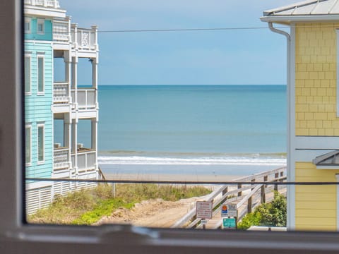 Studio (4 Bedrooms) | Property amenity