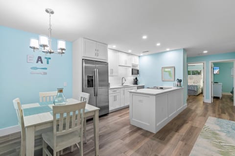 Condo, Multiple Beds (Coronado Arms Condominiums B-18) | Dining