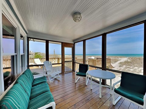 Studio (4 Bedrooms) | Property amenity