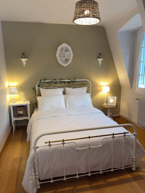 Classic Quadruple Room, Garden View | In-room safe, free WiFi